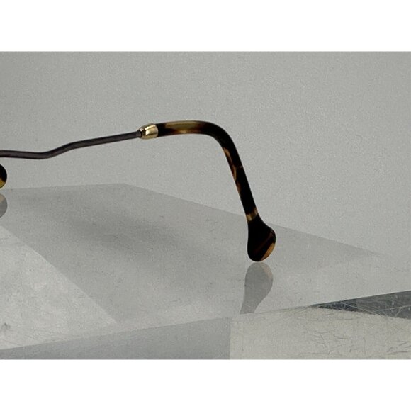 Ellen Tracy T200-11 Vintage Oval Sunglasses 52-18-140 Made In Austria (AB) main image 8